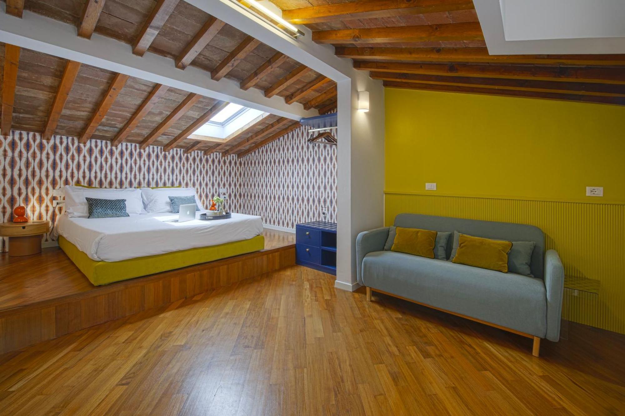 La Corticina - & -